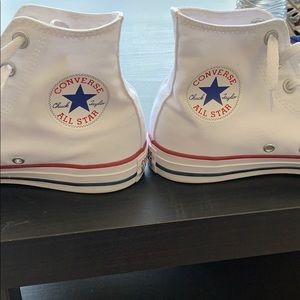 Converse all star high top chucks in white sz 7.5
